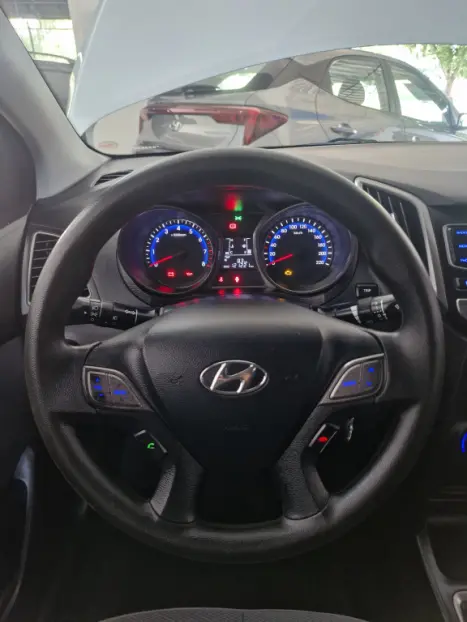 HYUNDAI HB 20 Sedan 1.0 12V 4P FLEX COMFORT STYLE, Foto 8