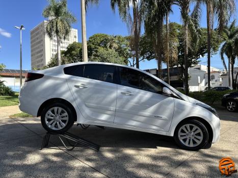 HYUNDAI HB 20 Sedan 1.0 12V 4P FLEX COMFORT PLUS, Foto 3