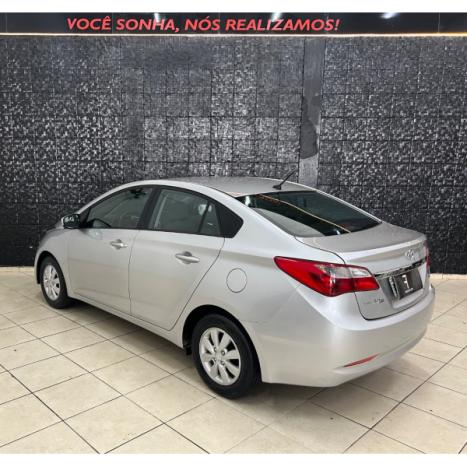HYUNDAI HB 20 Sedan 1.0 12V 4P FLEX COMFORT PLUS, Foto 7