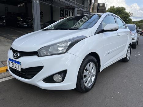 HYUNDAI HB 20 Sedan 1.6 16V 4P FLEX COMFORT PLUS AUTOMTICO, Foto 2
