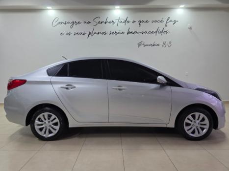 HYUNDAI HB 20 Sedan 1.6 16V 4P FLEX COMFORT PLUS, Foto 3