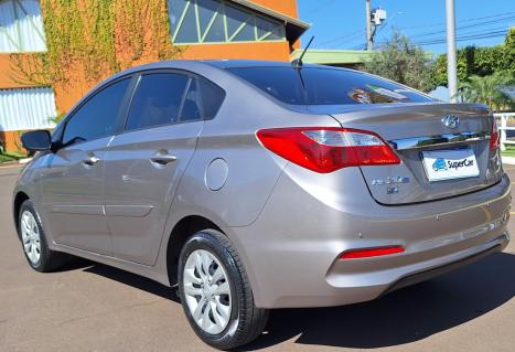 HYUNDAI HB 20 Sedan 1.6 16V 4P FLEX COMFORT PLUS, Foto 4