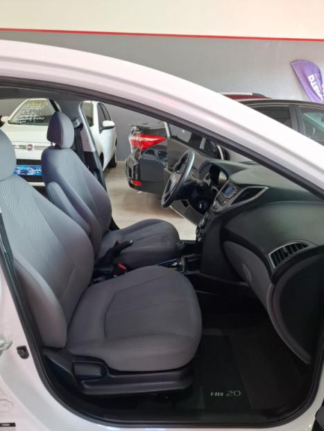 HYUNDAI HB 20 Sedan 1.6 16V 4P FLEX COMFORT PLUS AUTOMTICO, Foto 6