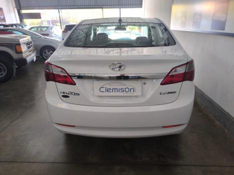 HYUNDAI HB 20 Sedan 1.6 16V 4P FLEX COMFORT PLUS, Foto 4