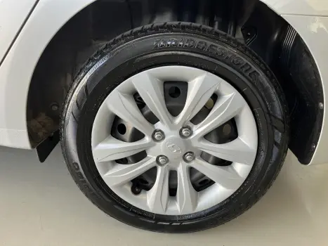 HYUNDAI HB 20 Sedan 1.6 16V 4P FLEX COMFORT PLUS AUTOMTICO, Foto 6