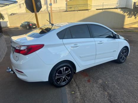 HYUNDAI HB 20 Sedan 1.6 16V 4P FLEX COMFORT PLUS, Foto 3