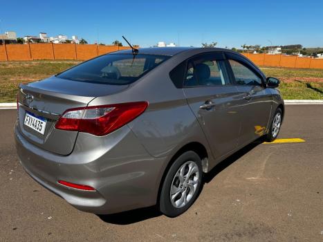 HYUNDAI HB 20 Sedan 1.0 12V 4P FLEX 5 ANOS, Foto 6