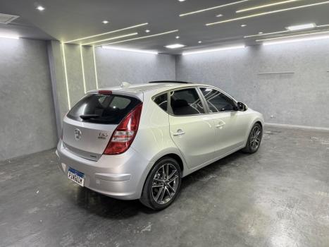 HYUNDAI I30 2.0 16V 4P, Foto 9