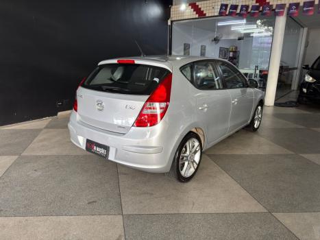 HYUNDAI I30 2.0 16V 4P, Foto 3
