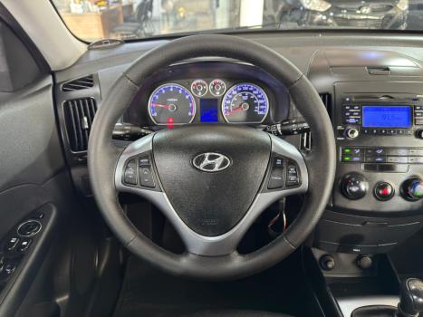 HYUNDAI I30 2.0 16V 4P, Foto 10