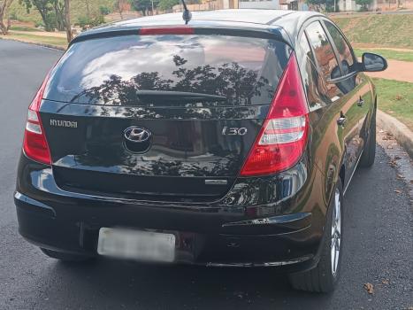 HYUNDAI I30 2.0 16V 4P, Foto 3