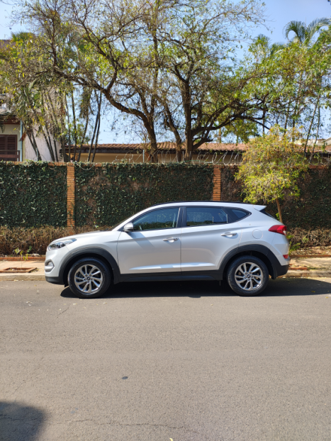 HYUNDAI Tucson 1.6 16V 4P T-GDI GLS ECOSHIFT AUTOMTICO, Foto 4