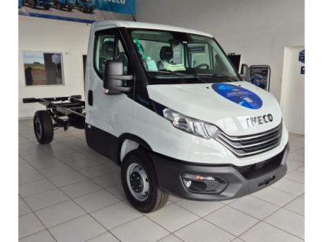 IVECO Daily 35-160 CABINE SIMPLES DIESEL, Foto 2