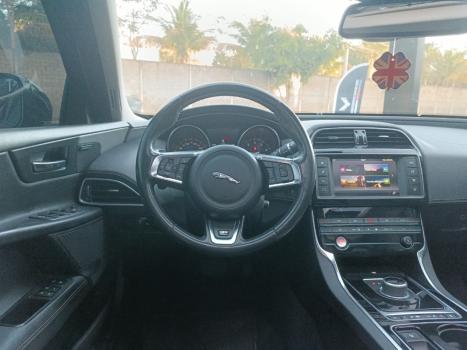 JAGUAR XE 2.0 16V 4P SI4 R-SPORT TURBO AUTOMTICO, Foto 7