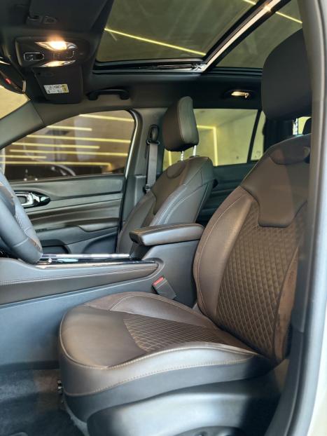JEEP Commander 2.0 16V 4P TD380 OVERLAND TURBO DIESEL AUTOMTICO, Foto 5
