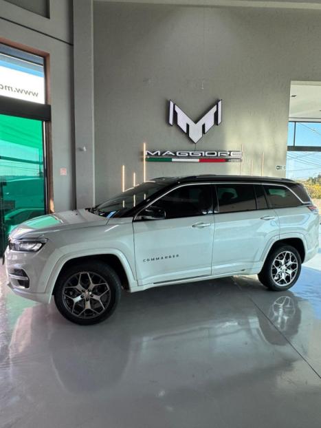 JEEP Commander 2.0 16V 4P TD380 OVERLAND TURBO DIESEL AUTOMTICO, Foto 3