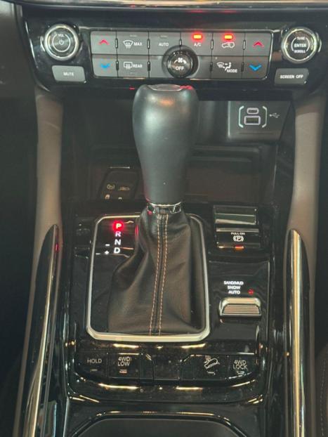 JEEP Commander 2.0 16V 4P TD380 OVERLAND TURBO DIESEL AUTOMTICO, Foto 14