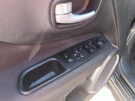 JEEP Renegade 1.3 16V 4P FLEX T270 SPORT TURBO AUTOMTICO, Foto 10
