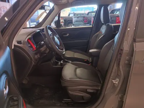 JEEP Renegade 1.3 16V 4P FLEX T270 TRAILHAWK 4X4 TURBO AUTOMTICO, Foto 9