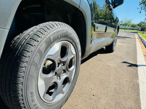 JEEP Renegade 1.8 16V 4P FLEX AUTOMTICO, Foto 9