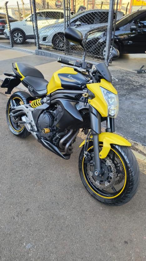 KAWASAKI ER-6N 650 ABS, Foto 4