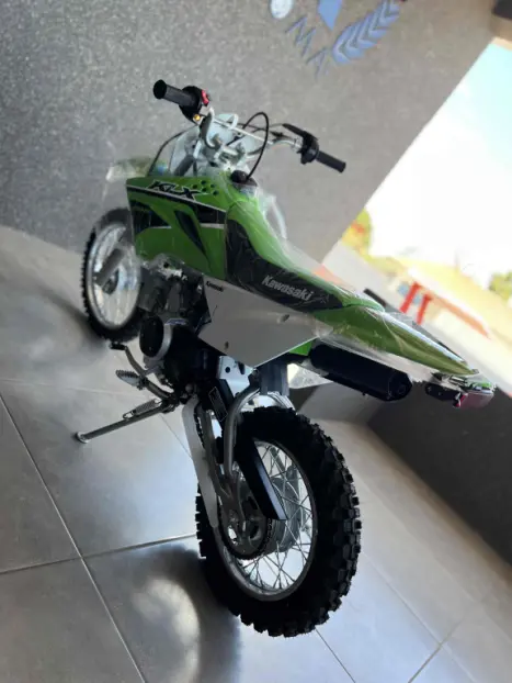 KAWASAKI KLX 110 , Foto 5