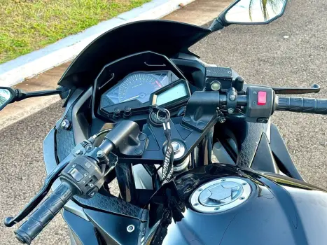 KAWASAKI Ninja 300 , Foto 7