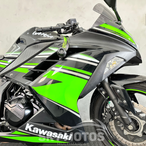 KAWASAKI Ninja 300 ABS, Foto 3