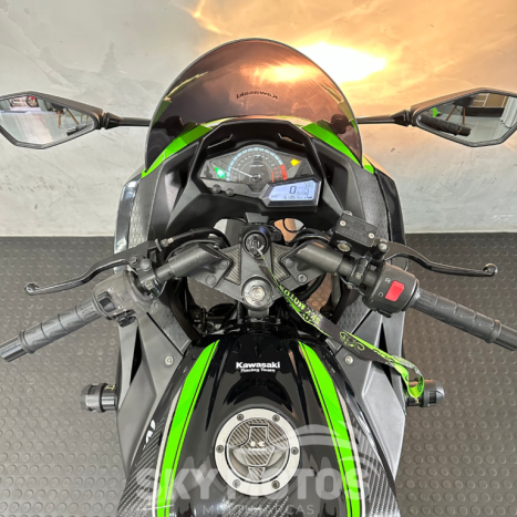 KAWASAKI Ninja 300 ABS, Foto 10