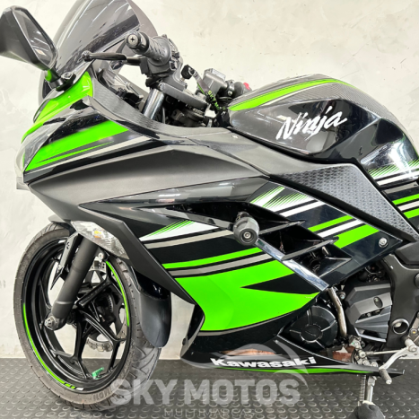 KAWASAKI Ninja 300 ABS, Foto 13