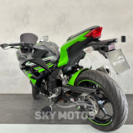 KAWASAKI Ninja 300 ABS, Foto 18