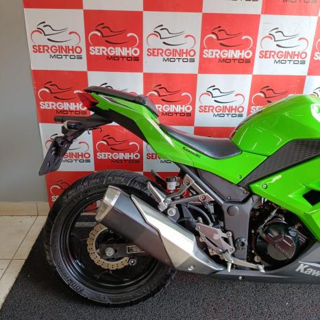 KAWASAKI Ninja 300 ABS, Foto 3