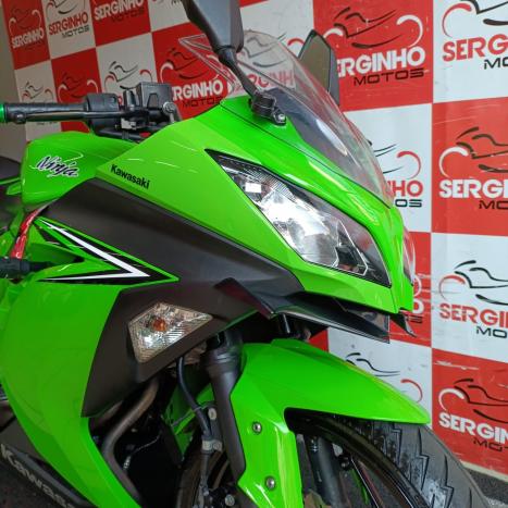 KAWASAKI Ninja 300 ABS, Foto 5