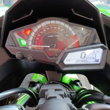 KAWASAKI Ninja 300 ABS, Foto 7