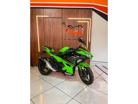 KAWASAKI Ninja 400 , Foto 4