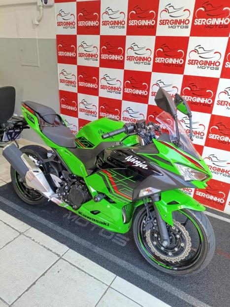 KAWASAKI Ninja 400 , Foto 5