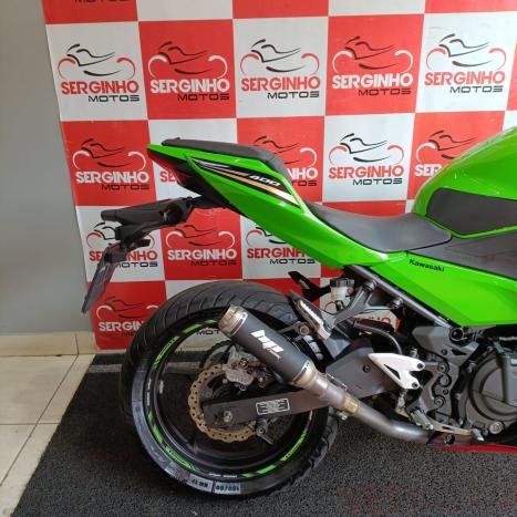 KAWASAKI Ninja 400 , Foto 4