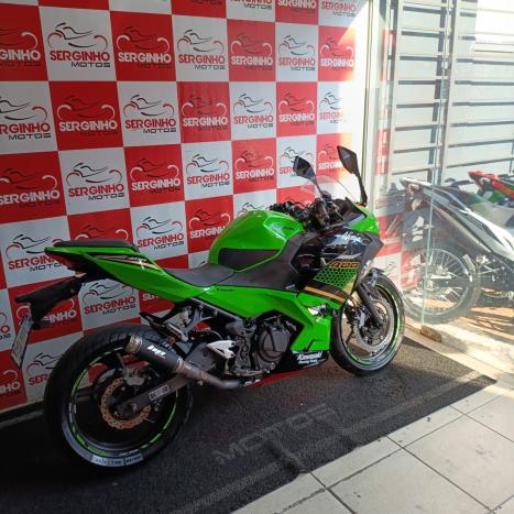 KAWASAKI Ninja 400 , Foto 5