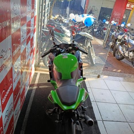 KAWASAKI Ninja 400 , Foto 7