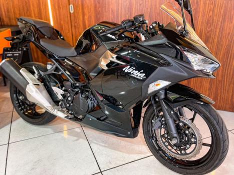 KAWASAKI Ninja 400 , Foto 3