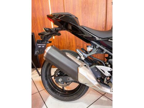 KAWASAKI Ninja 400 , Foto 9