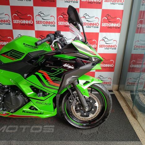KAWASAKI Ninja 400 , Foto 4