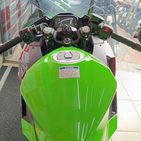 KAWASAKI Ninja 400 , Foto 8
