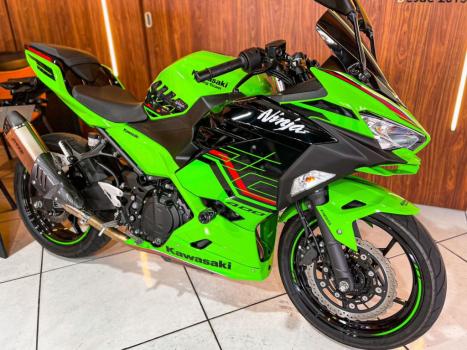 KAWASAKI Ninja 400 , Foto 3