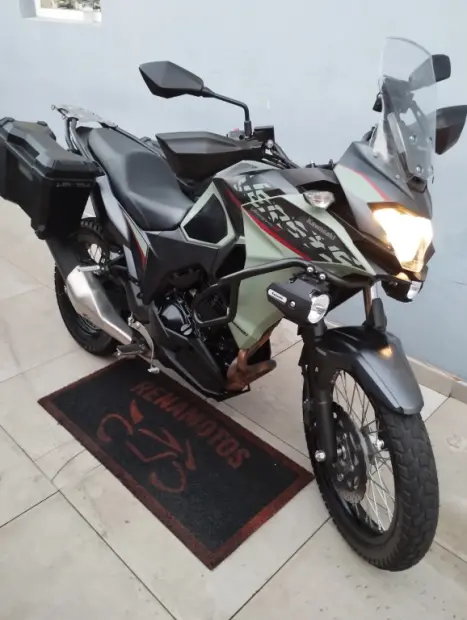 KAWASAKI Versys 300 TOURER, Foto 4