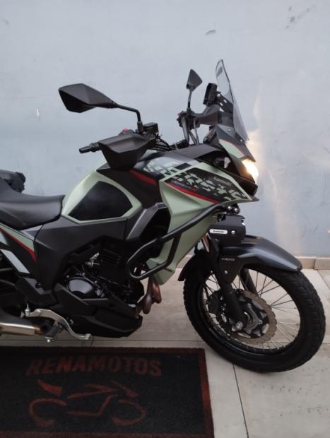 KAWASAKI Versys 300 TOURER, Foto 6