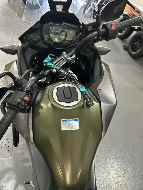 KAWASAKI Versys 300 X, Foto 3
