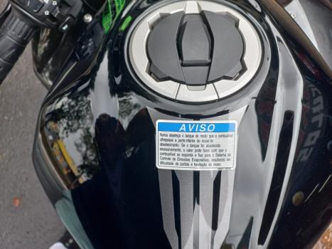 KAWASAKI Z 400 ABS, Foto 6