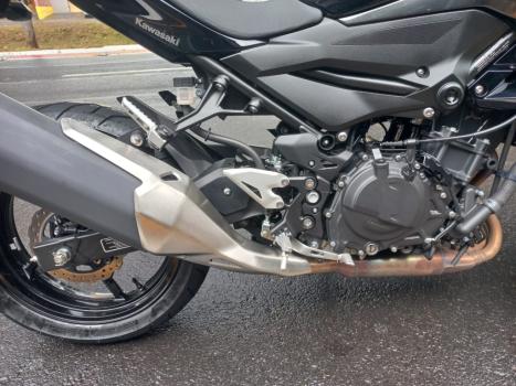 KAWASAKI Z 400 ABS, Foto 12