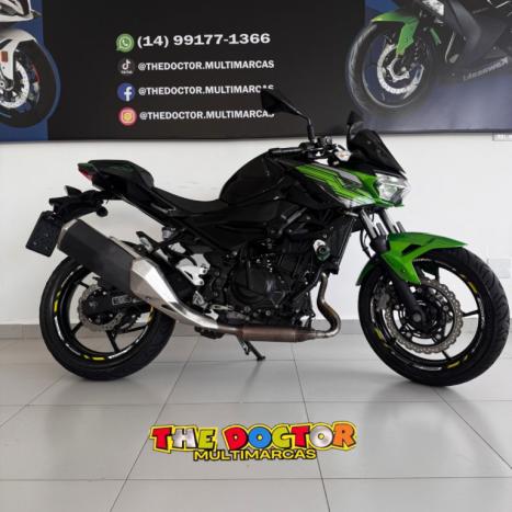 KAWASAKI Z 400 ABS, Foto 7